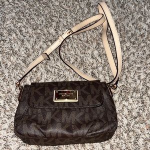 Michael Kors Crossbody